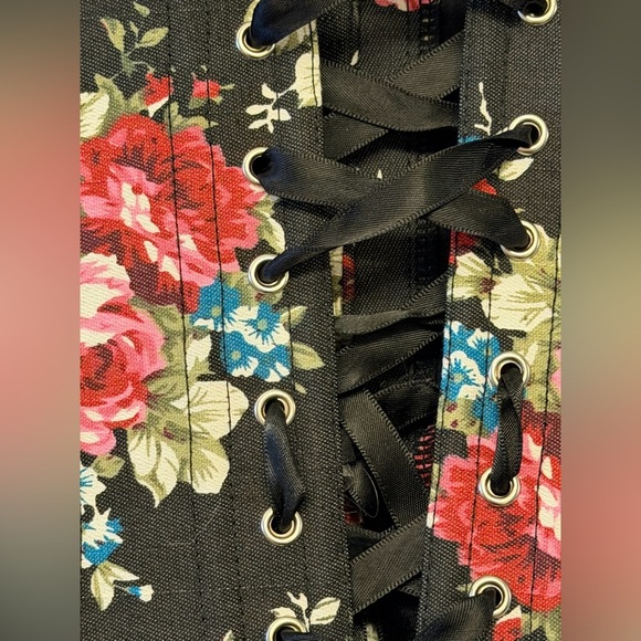 Floral Lace Back Corset Bustier Top - Picture 10 of 12